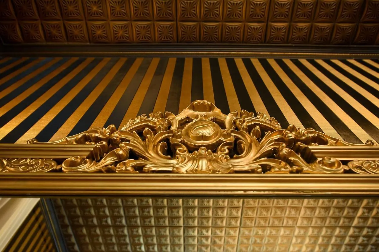 The Museum - Wonderful Super Central Apartment Bucarest