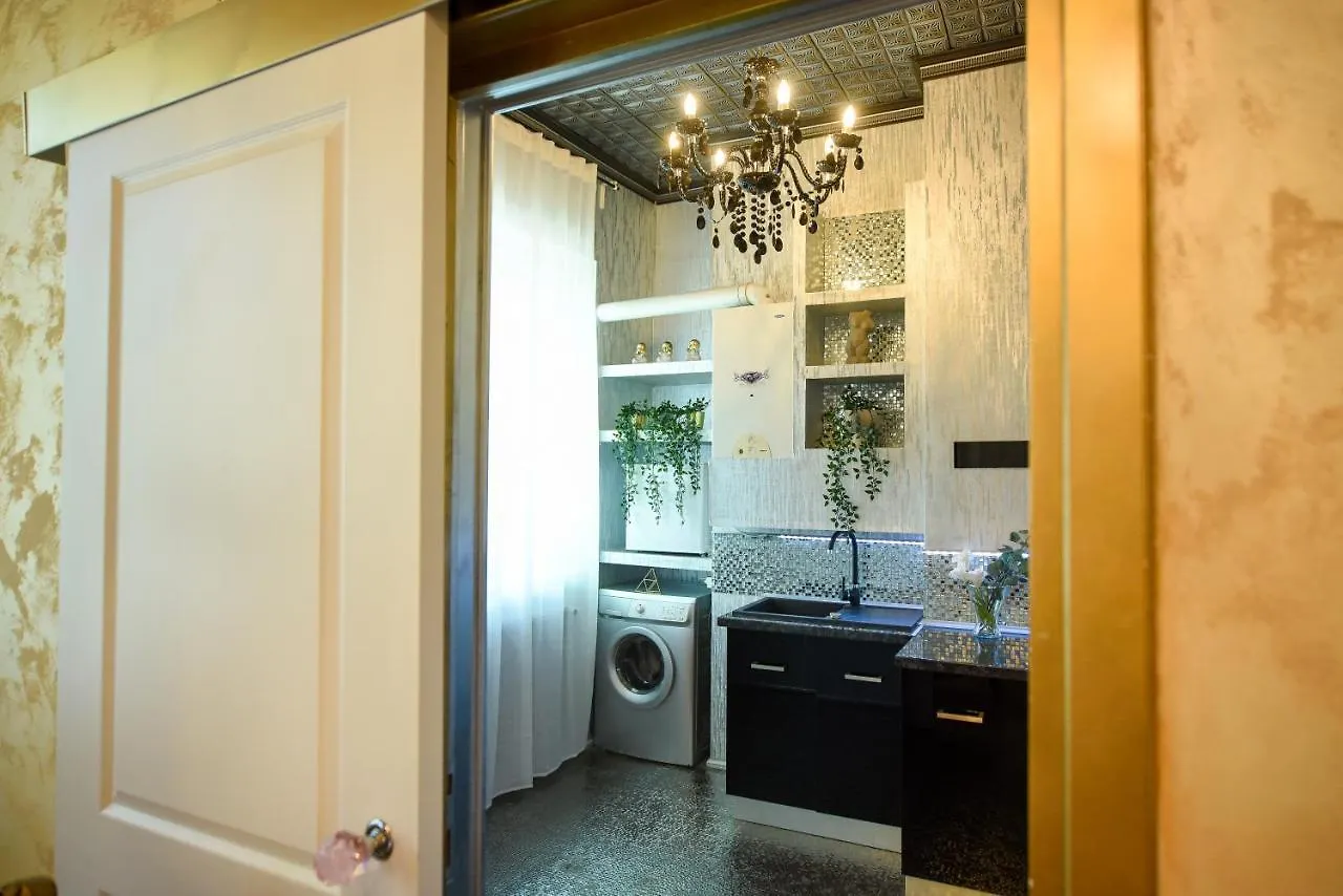 The Museum - Wonderful Super Central Apartment Bucarest